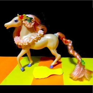 ENCHANTED KINGDOM HORSES 80s ALOHA 1st Released